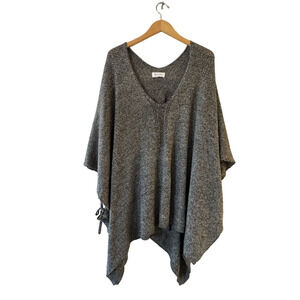 Korye Poncho Sweater V-Neck Side Tie Marled Knit One‎ Size Grey White Excellent